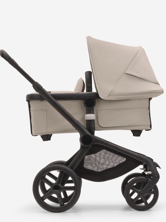 Bugaboo-Fox-5-bassinet-seat-stroller-black-chassis-desert-taupe-fabrics-desert-taupe-sun-canopy-x-PV007208-03